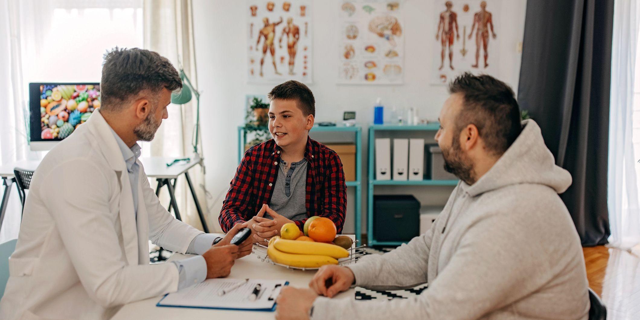 Tratamiento conductual basado en la familia mejora los resultados de peso en niños con obesidad Imágen de portada